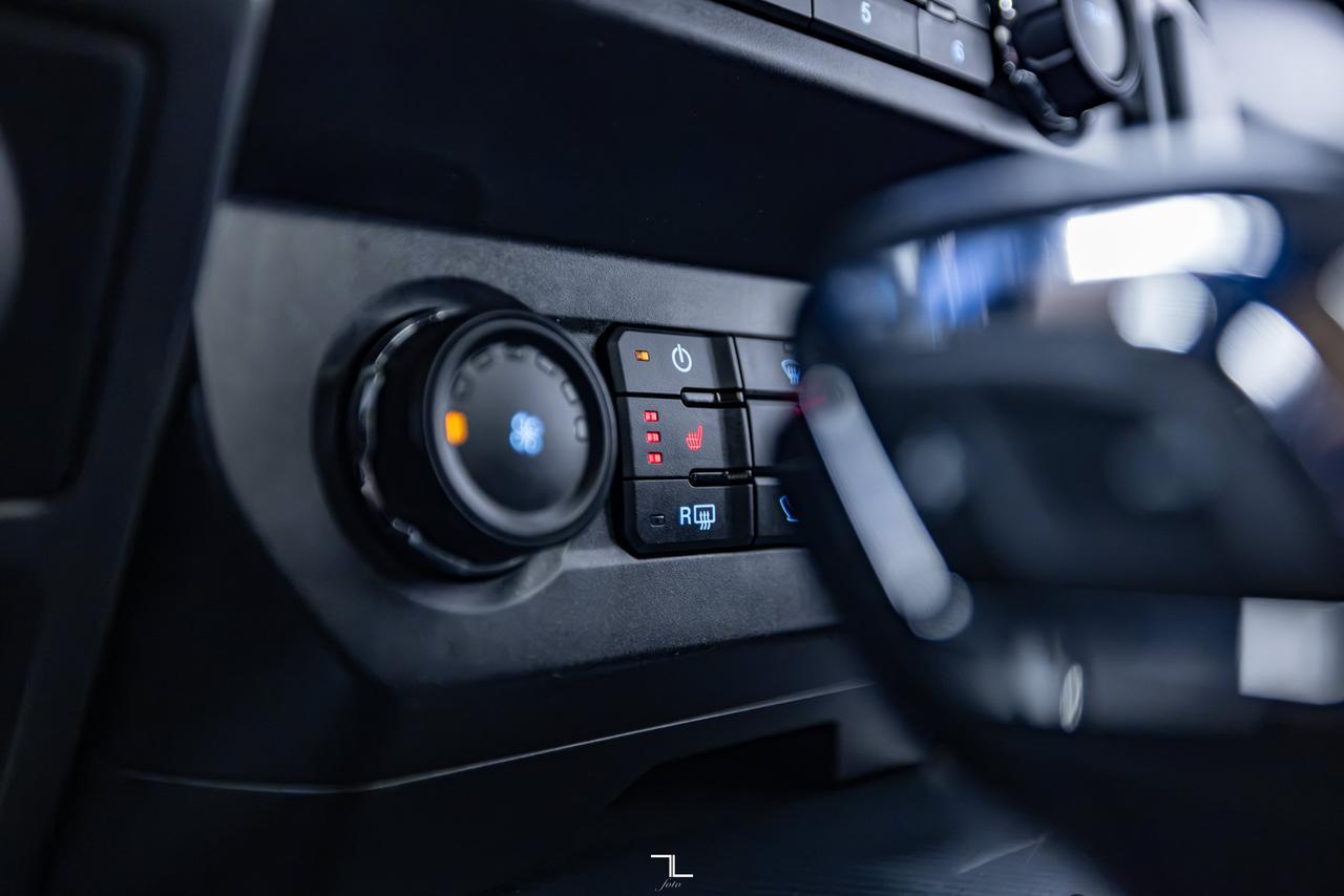 2019 Ford F-150 4x4 Super Crew XLT FX4 Nav Roof BCam Red Deer AB