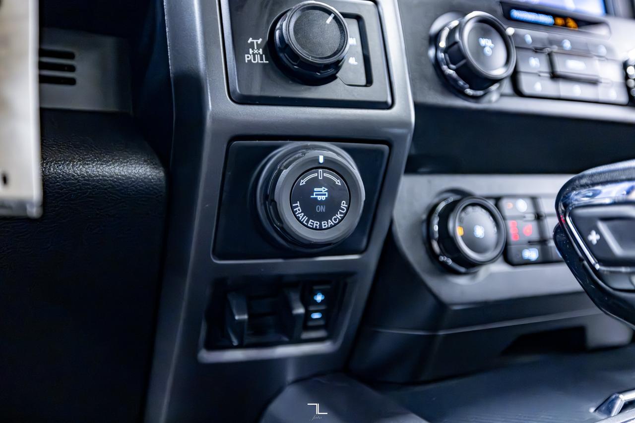 2019 Ford F-150 4x4 Super Crew XLT FX4 Nav Roof BCam Red Deer AB
