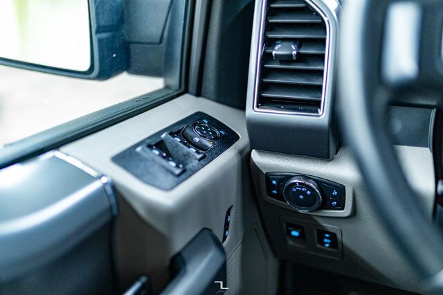 2019 Ford F-150 4x4 Super Crew XLT Longbox BCam Red Deer AB