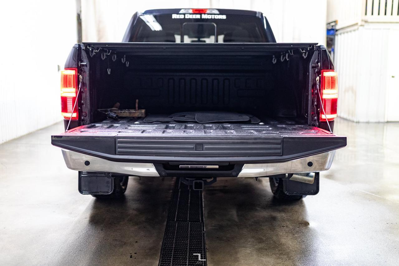 2019 Ford F-150 4x4 Super Crew XLT XTR Nav BCam Red Deer AB