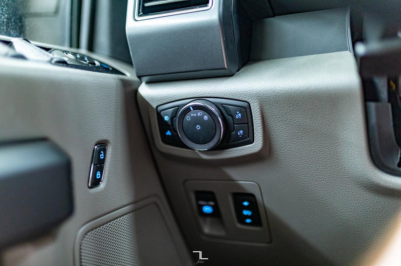 2019 Ford F-150 4x4 Super Crew XLT XTR Nav BCam Red Deer AB