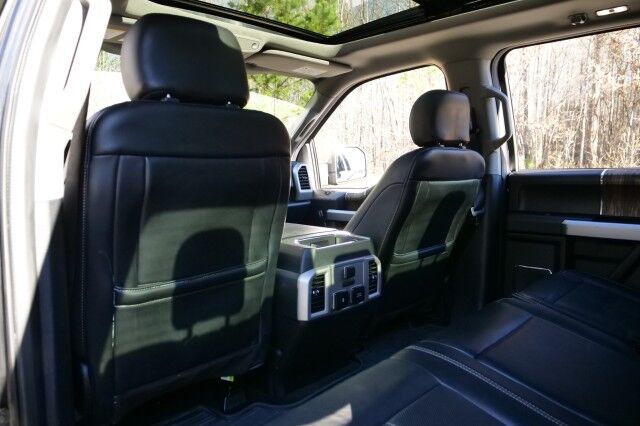 2019 Ford F-150 LARIAT 4X4 / Tech PKG / Pano Sunroof! High Point NC