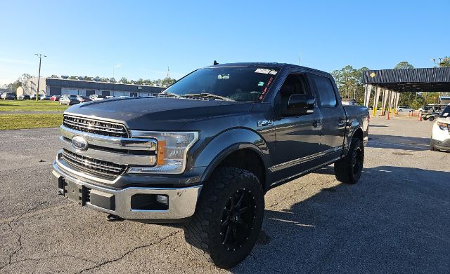 2019 Ford F-150 LARIAT LIFTED AND LOADED 5.0