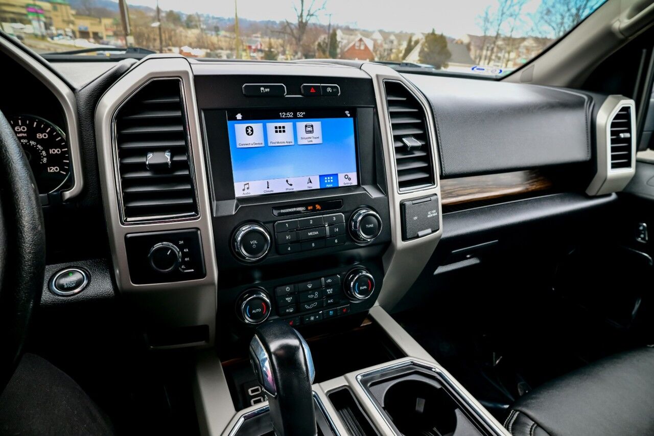 2019 Ford F-150 LARIAT, Nav, 20'' Chrome Wheels, Appearence Pkg Springfield NJ