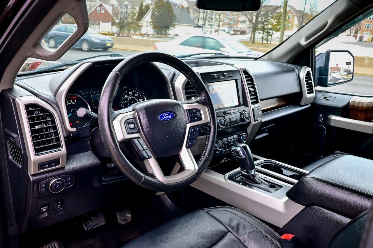 2019 Ford F-150 LARIAT, Nav, 20'' Chrome Wheels, Appearence Pkg Springfield NJ