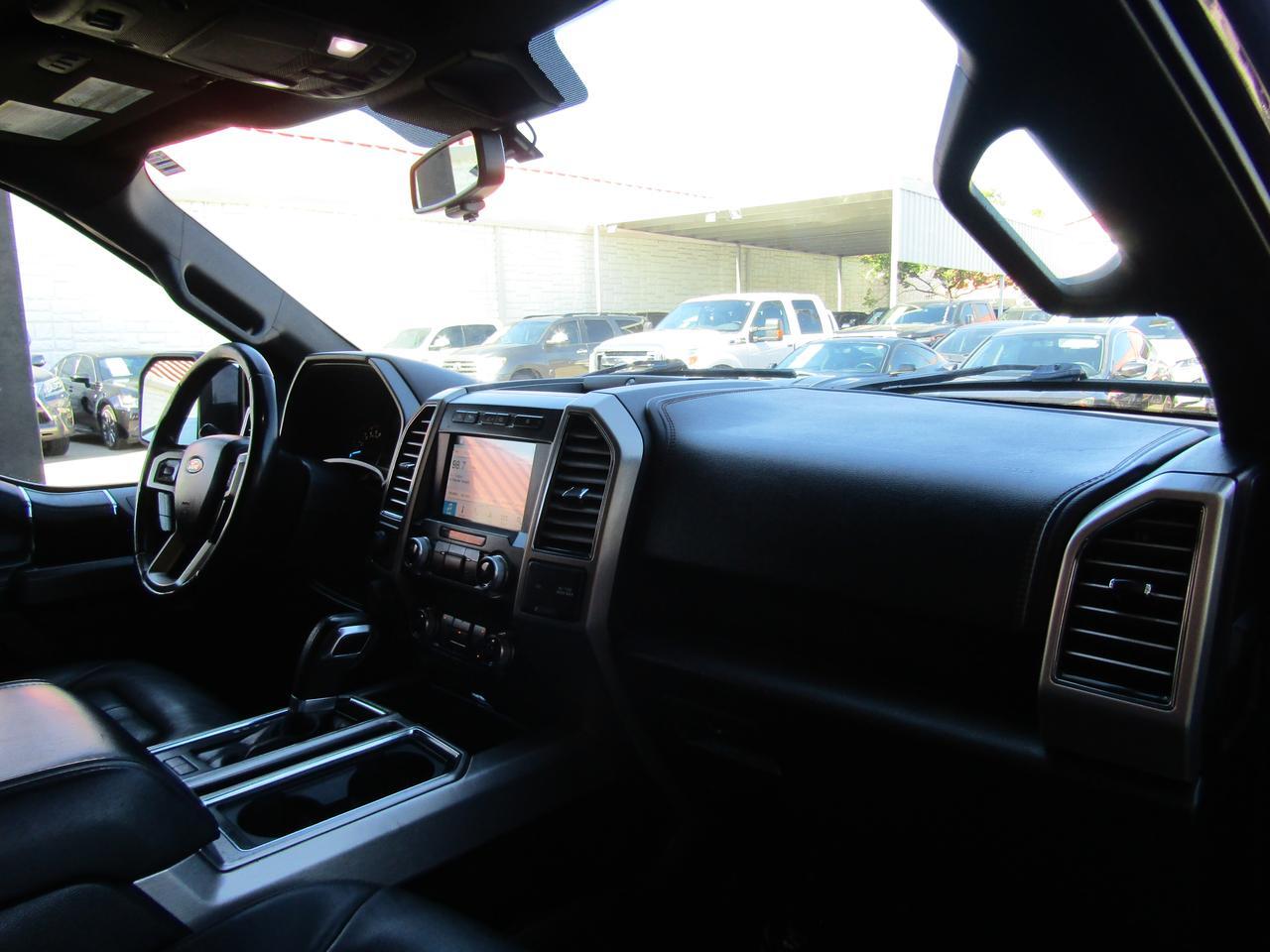 2019 Ford F-150 Platinum 4WD SuperCrew 5.5 Box Grand Prairie TX