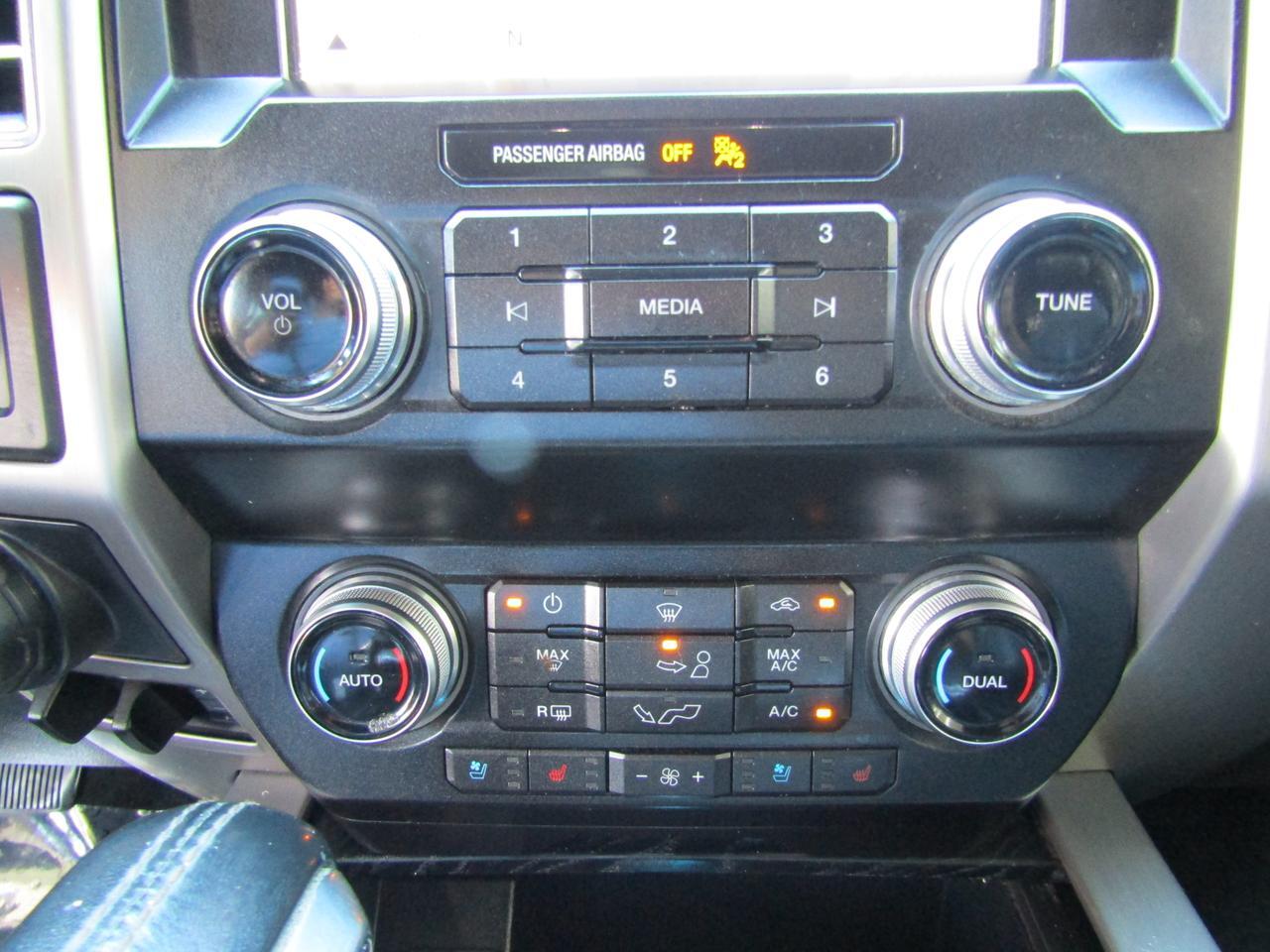 2019 Ford F-150 Platinum 4WD SuperCrew 5.5 Box Grand Prairie TX