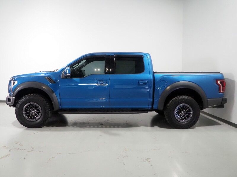 2019 Ford F-150 Raptor SuperCrew 4WD *GROUP 802A, RAPTOR TECH PKG, NAVIGATION, ADAPTIVE CRUISE, SAFETY ALERTS, 360 CAMERAS, TWIN PANEL MOONROOF, LEATHER, RECARO SEATS, HEATED STEERING, REMOTE START, BANG & OLUFSEN, ANDROID & APPLE Round Rock TX