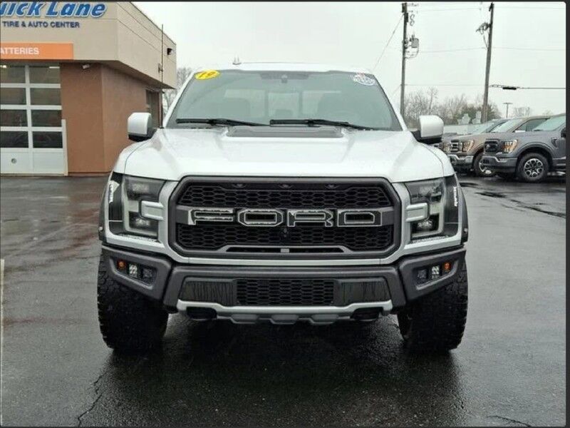 2019 Ford F-150 Raptor SuperCrew 4WD w/ Equipment Group 802A Luxury Arlington VA