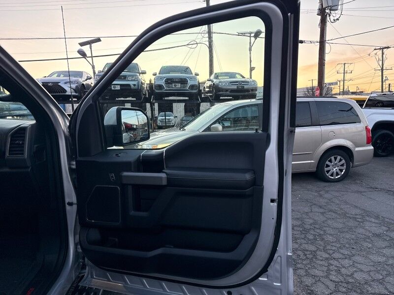 2019 Ford F-150 Raptor SuperCrew 4WD w/ Equipment Group 802A Luxury Arlington VA