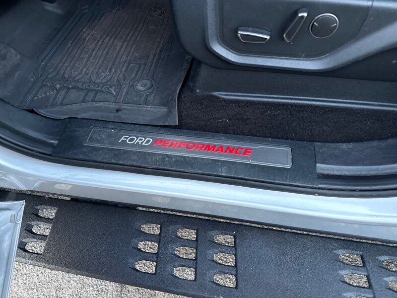 2019 Ford F-150 Raptor SuperCrew 4WD w/ Equipment Group 802A Luxury Arlington VA