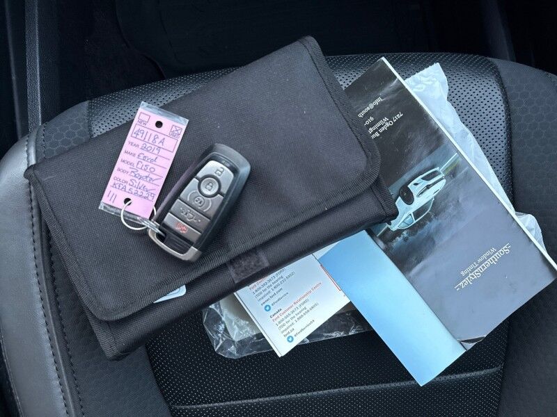 2019 Ford F-150 Raptor SuperCrew 4WD w/ Equipment Group 802A Luxury Arlington VA