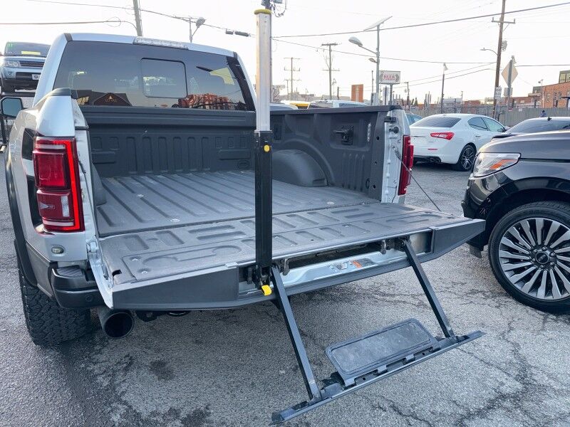 2019 Ford F-150 Raptor SuperCrew 4WD w/ Equipment Group 802A Luxury Arlington VA