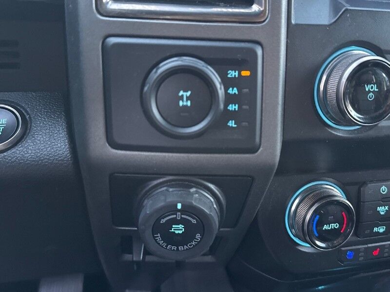 2019 Ford F-150 Raptor SuperCrew 4WD w/ Equipment Group 802A Luxury Arlington VA