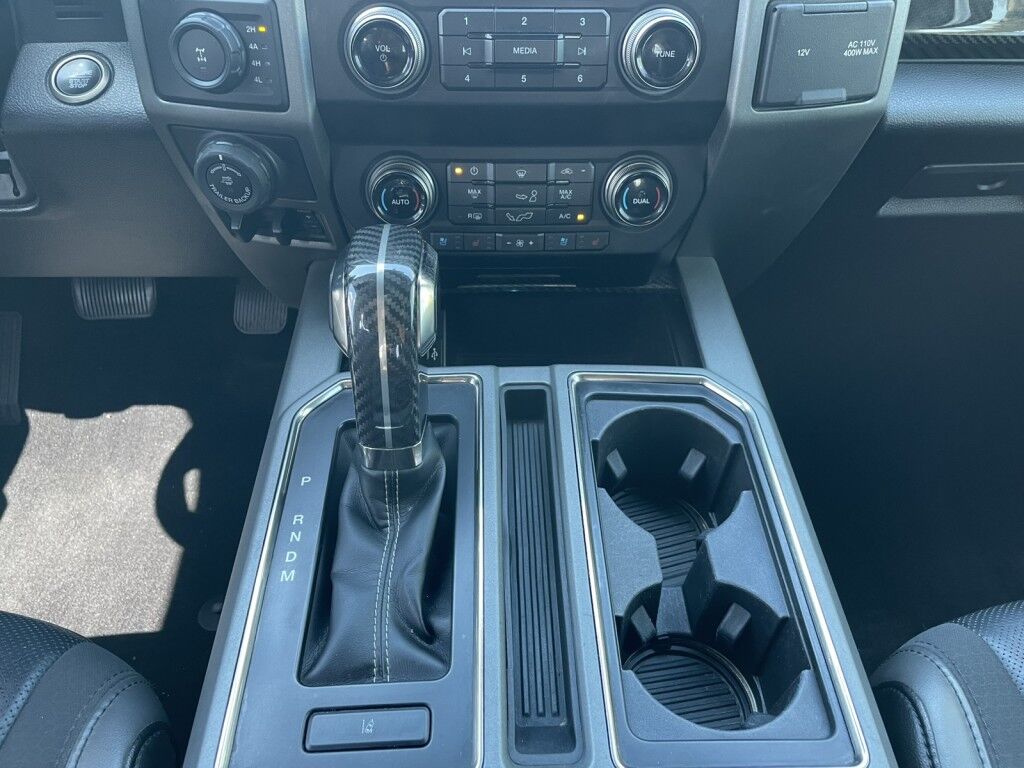 2019 Ford F-150 Raptor~4X4~5.6&apos; BED LENGTH~ADJUSTABLE LUMBAR SUPPORT~APPLE CARPLAY~BLIND SPOT WARNING~CRASH SENSORS~ECOBOOST~LEATHER SEATS~LUXURY PACKAGE~POWER LOCLING TAILGATE~REMOVABLE TAILGATE~TECHNOLOGY PACKAGE~TOW/HAUL MODE Sarasota FL