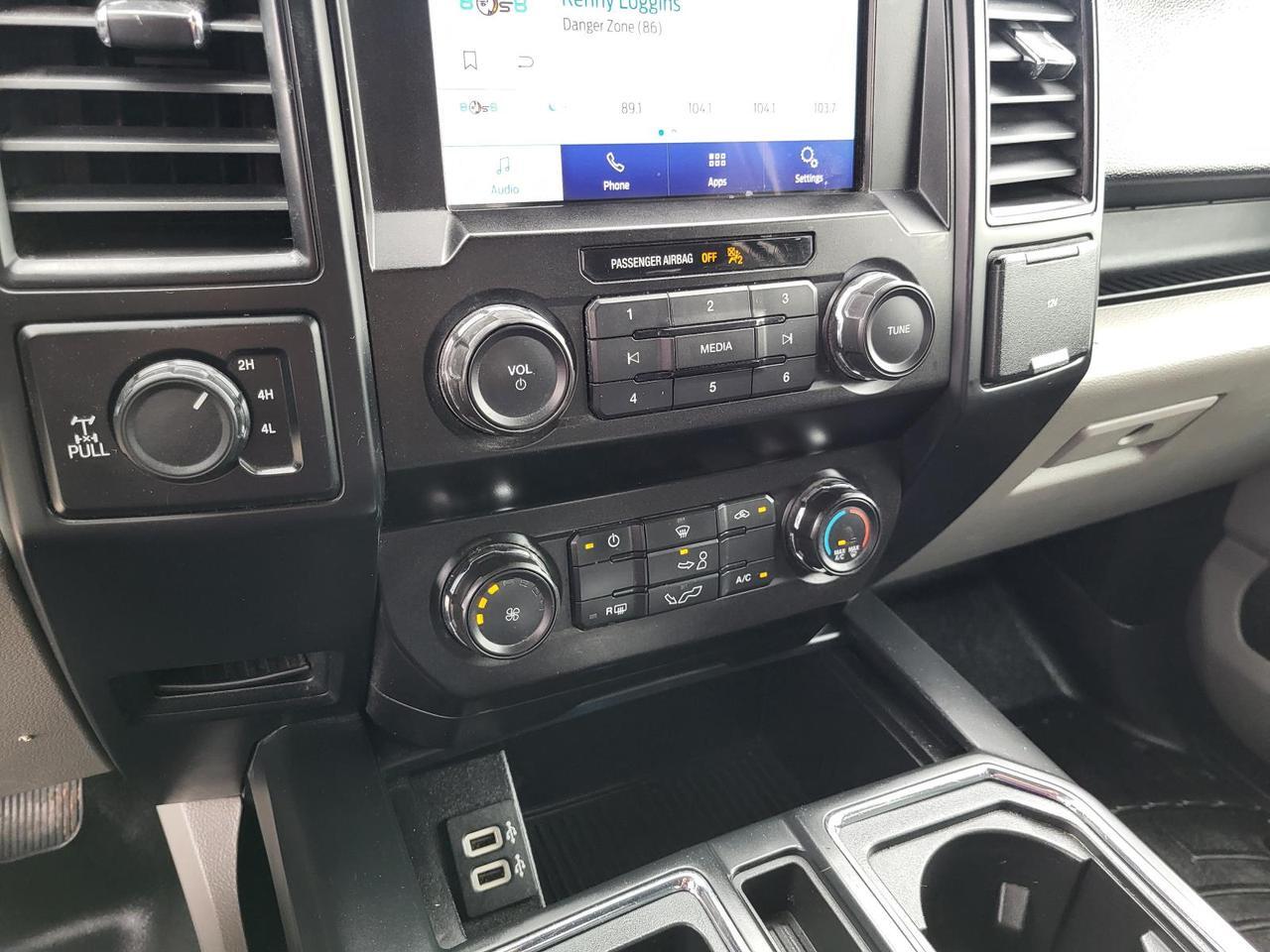 2019 Ford F-150 XL 4WD SuperCrew 5.5' Box Beeville TX