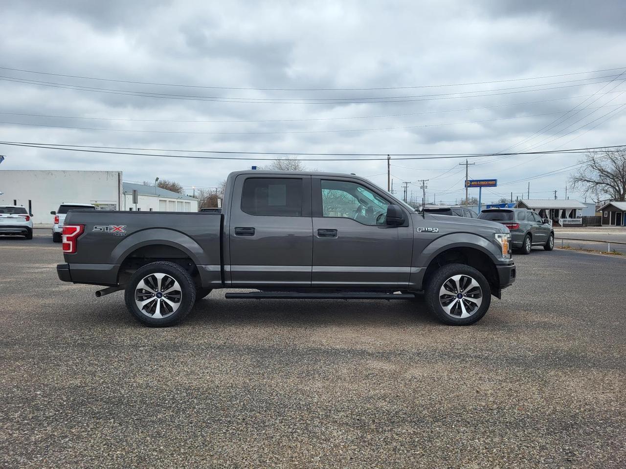 2019 Ford F-150 XL 4WD SuperCrew 5.5' Box Beeville TX