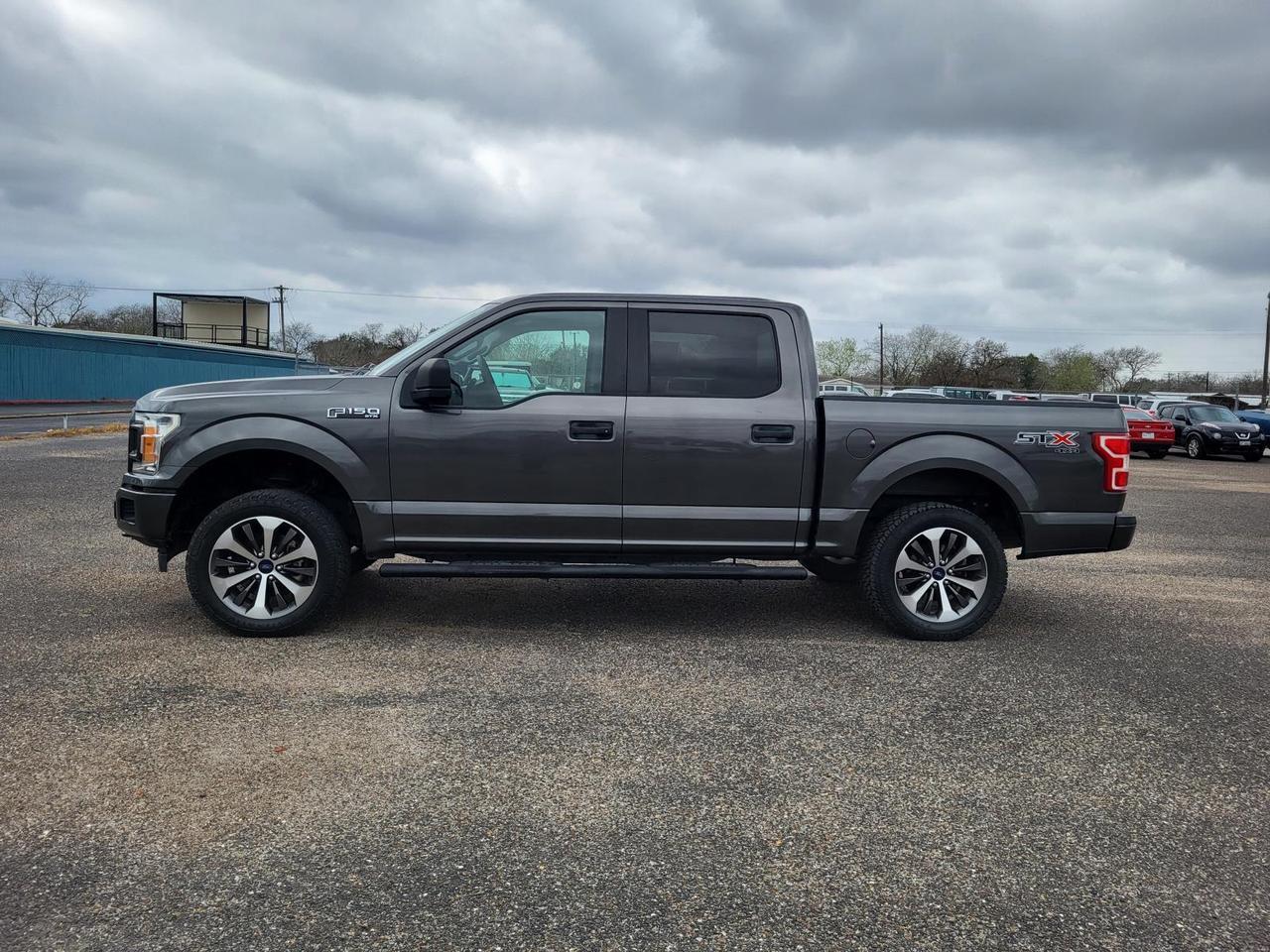 2019 Ford F-150 XL 4WD SuperCrew 5.5' Box Beeville TX