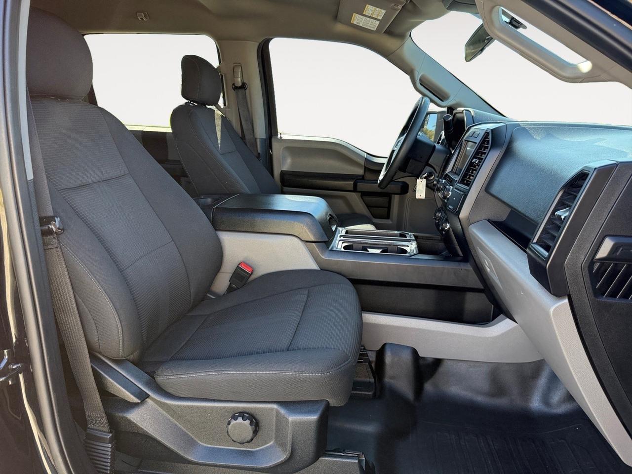 2019 Ford F-150 XL STX SPORT 4X4 CREW CAB, RUNNING BOARDS, BACKUP CAMERA, TOW HOOKS, TOW PACKAGE, POWER MIRRORS, KEYLESS ENTRY, COME AND TEST DRIVE THIS F-150 TODAY! Norfolk VA