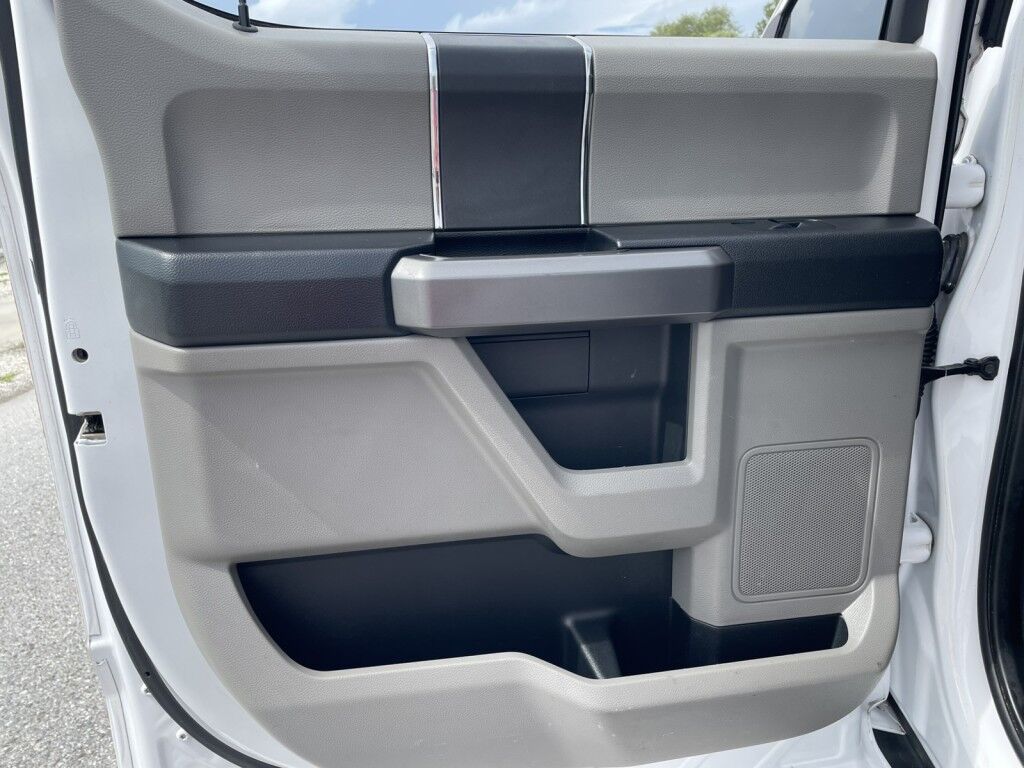 2019 Ford F-150 XL~4X4~RUNNING BOARDS~1 OWNER/CLEAN CARFAX~CRUISE CONTROL~POWER LOCKS~ONLINE FINANCE AND SHIPPING AVAILABLE!!!! Sarasota FL