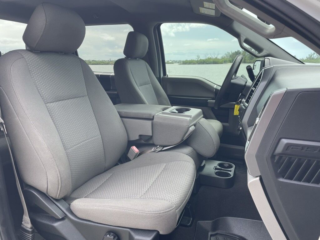 2019 Ford F-150 XL~4X4~RUNNING BOARDS~1 OWNER/CLEAN CARFAX~CRUISE CONTROL~POWER LOCKS~ONLINE FINANCE AND SHIPPING AVAILABLE!!!! Sarasota FL