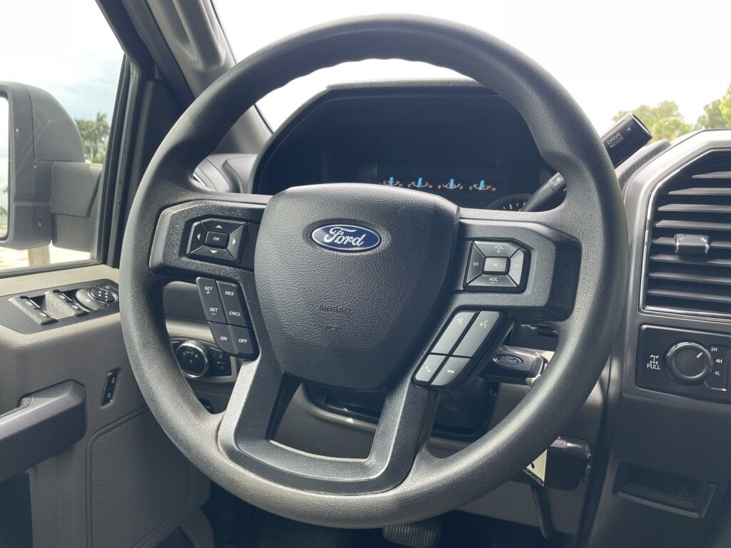 2019 Ford F-150 XL~4X4~RUNNING BOARDS~1 OWNER/CLEAN CARFAX~CRUISE CONTROL~POWER LOCKS~ONLINE FINANCE AND SHIPPING AVAILABLE!!!! Sarasota FL