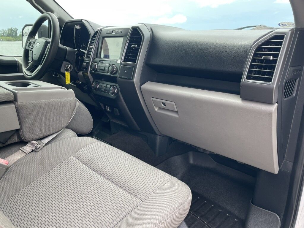 2019 Ford F-150 XL~4X4~RUNNING BOARDS~1 OWNER/CLEAN CARFAX~CRUISE CONTROL~POWER LOCKS~ONLINE FINANCE AND SHIPPING AVAILABLE!!!! Sarasota FL