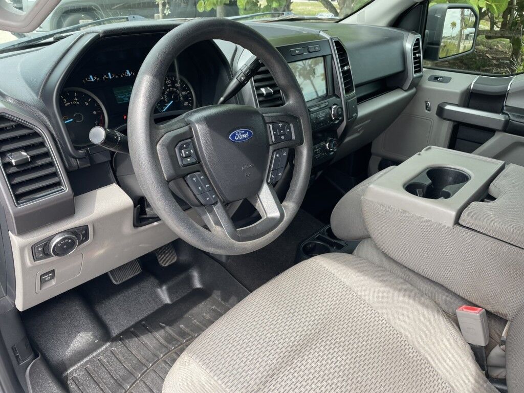2019 Ford F-150 XL~4X4~RUNNING BOARDS~1 OWNER/CLEAN CARFAX~CRUISE CONTROL~POWER LOCKS~ONLINE FINANCE AND SHIPPING AVAILABLE!!!! Sarasota FL