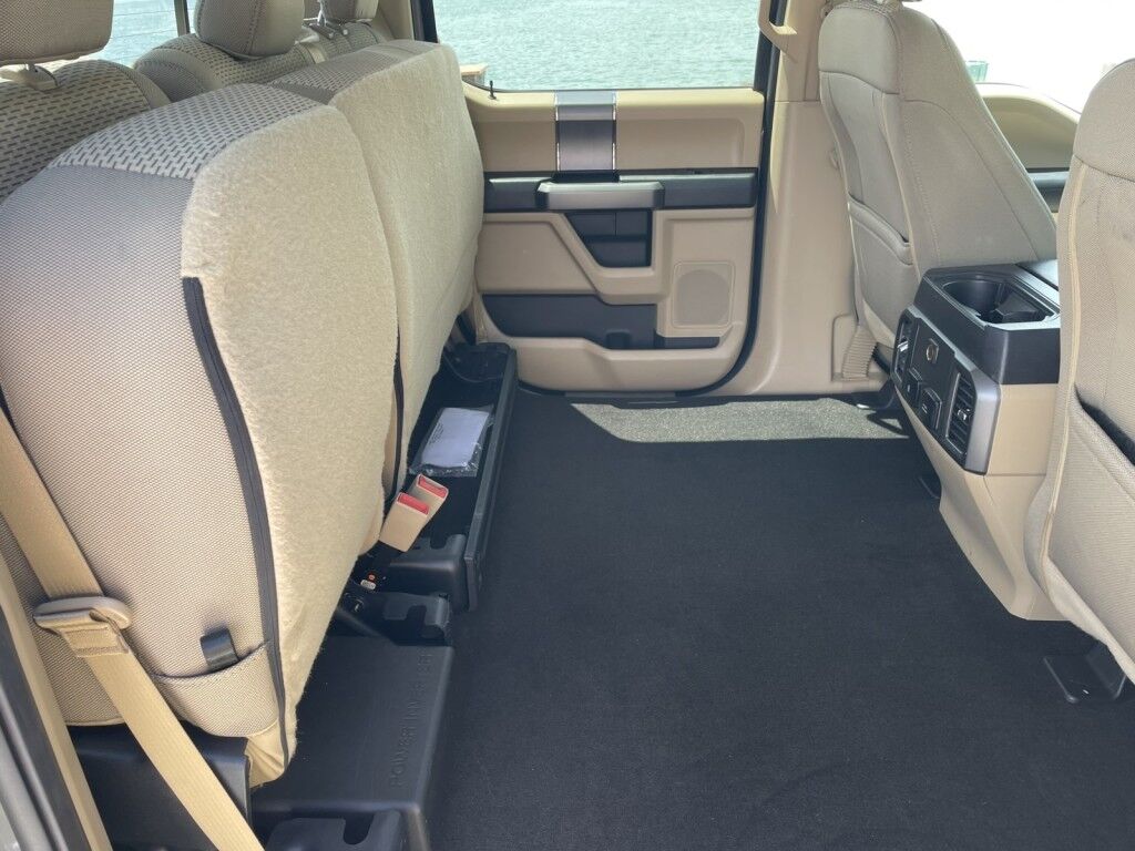 2019 Ford F-150 XL~CLEAN CAR-FAX~1 OWNER~EXCELLENT CONDITION~4X2~BLUETOOTH~ECOBOOST~PANORAMIC MOONROOF / SUNROOF~TOW/HAUL MODE Sarasota FL