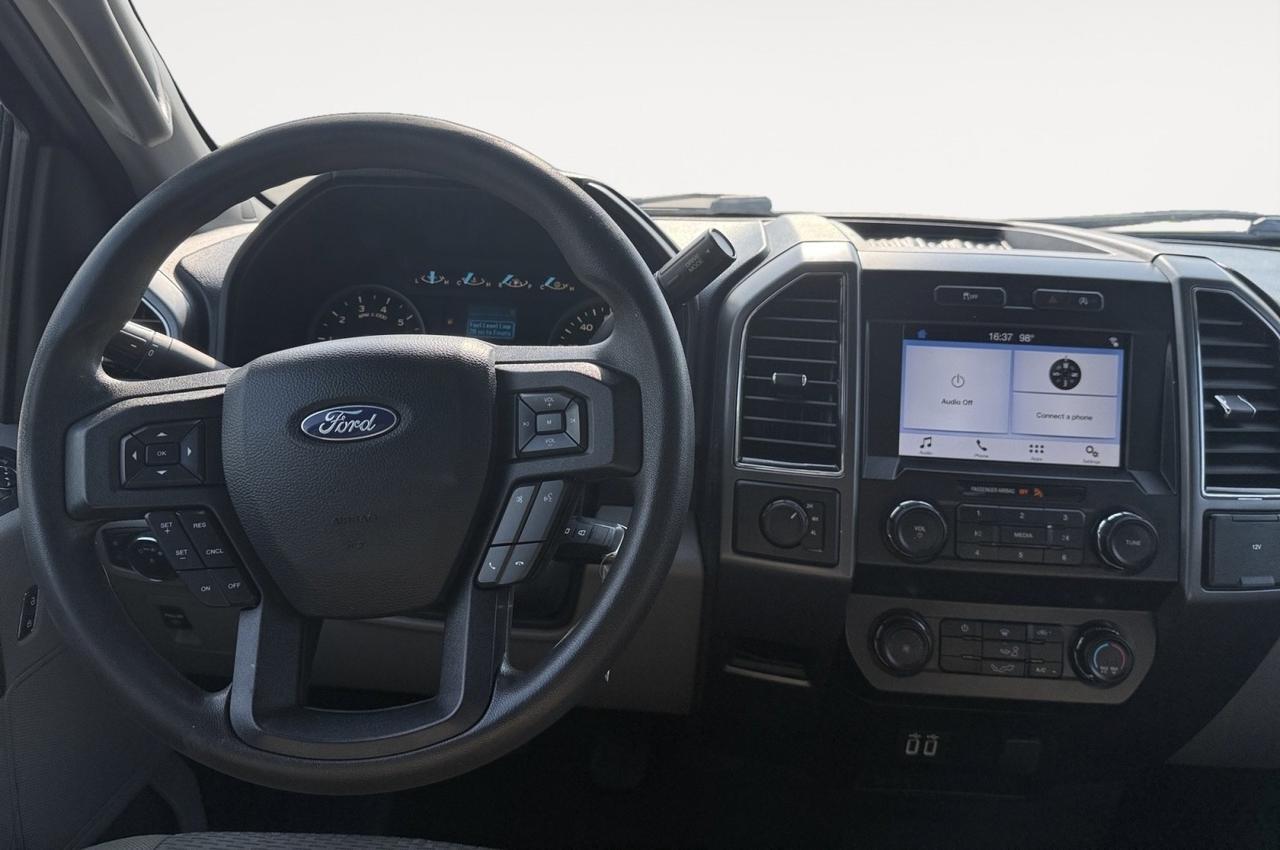2019 Ford F-150 XLT 5.0L V8 4X4, BLUETOOTH, BACKUP CAMERA, TOW PACKAGE, BED LINER, POWER MIRRORS, NAVIGATION, CLEAN CARFAX, THIS TRUCK IS SURE TO BLOW YOUR MIND! Norfolk VA