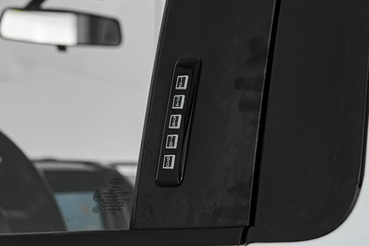 2019 Ford F-150 XLT REGULAR CAB AUTOMATIC PRE COLLISION ASSIST REAR CAMERA BLUETOOTH TOW HITCH Carrollton TX