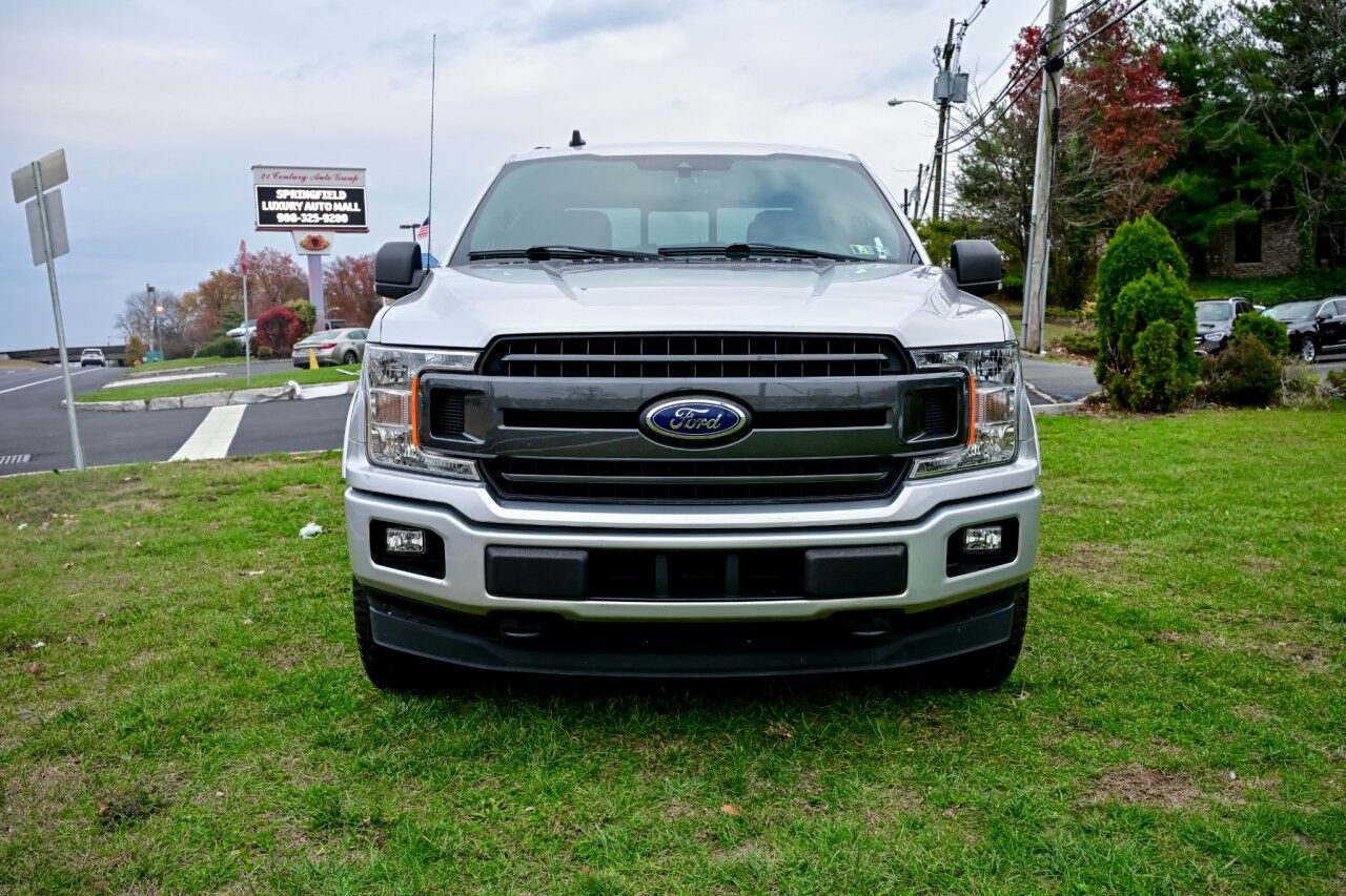 2019 Ford F-150 XLT photo 2