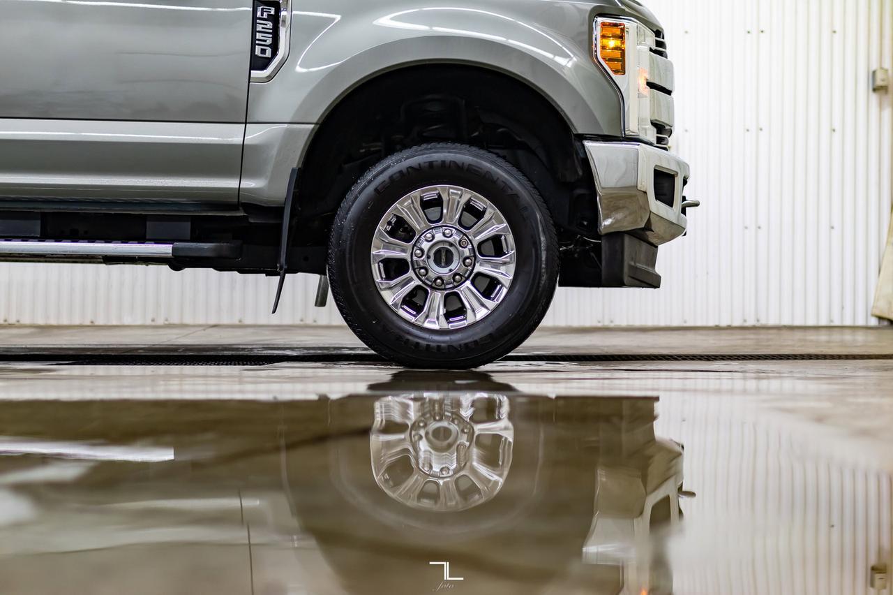 2019 Ford F-250 4x4 Crew Cab Lariat Leather Nav BCam Red Deer AB