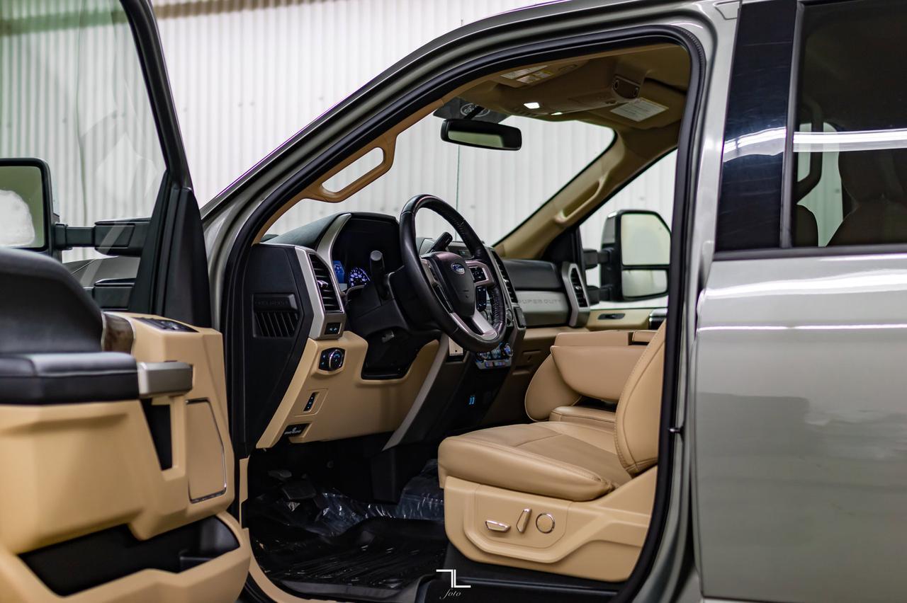 2019 Ford F-250 4x4 Crew Cab Lariat Leather Nav BCam Red Deer AB