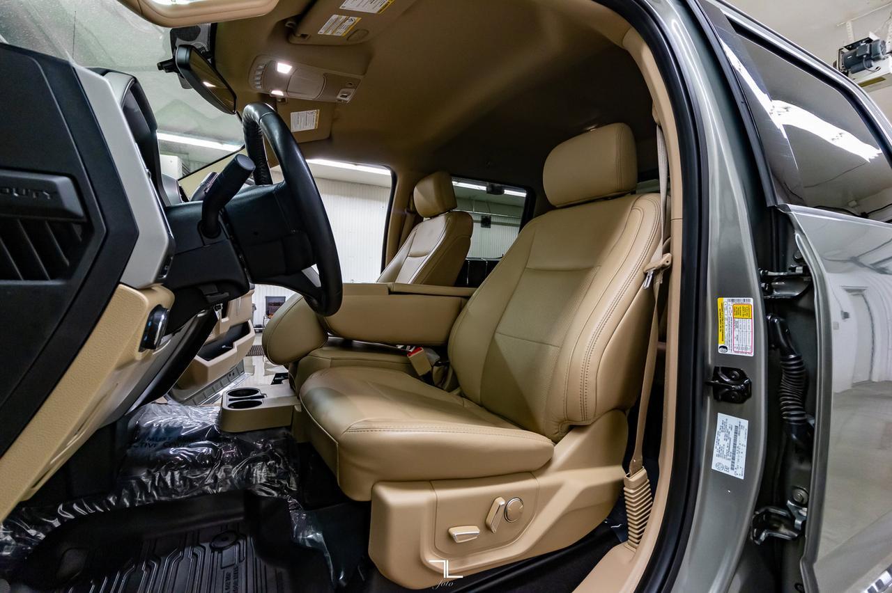 2019 Ford F-250 4x4 Crew Cab Lariat Leather Nav BCam Red Deer AB