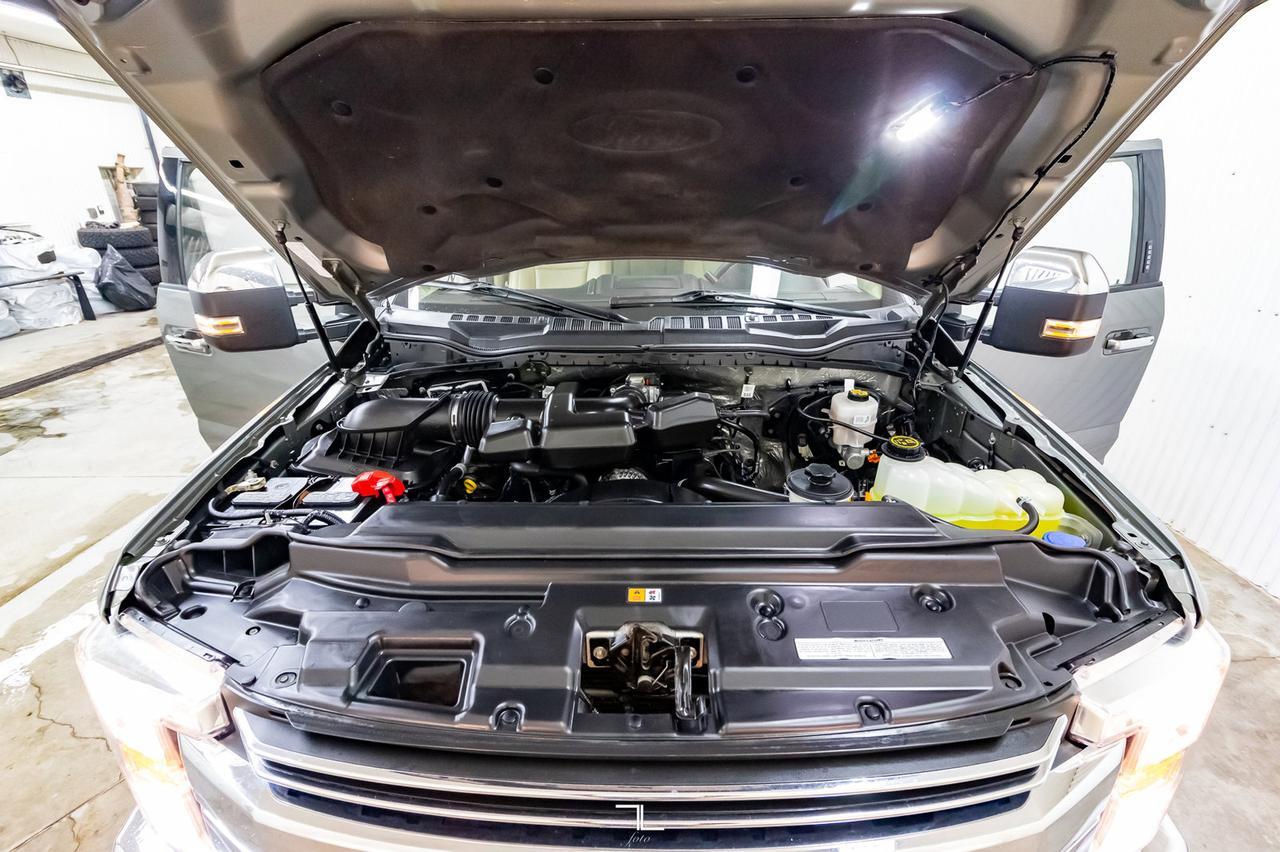 2019 Ford F-250 4x4 Crew Cab Lariat Leather Nav BCam Red Deer AB