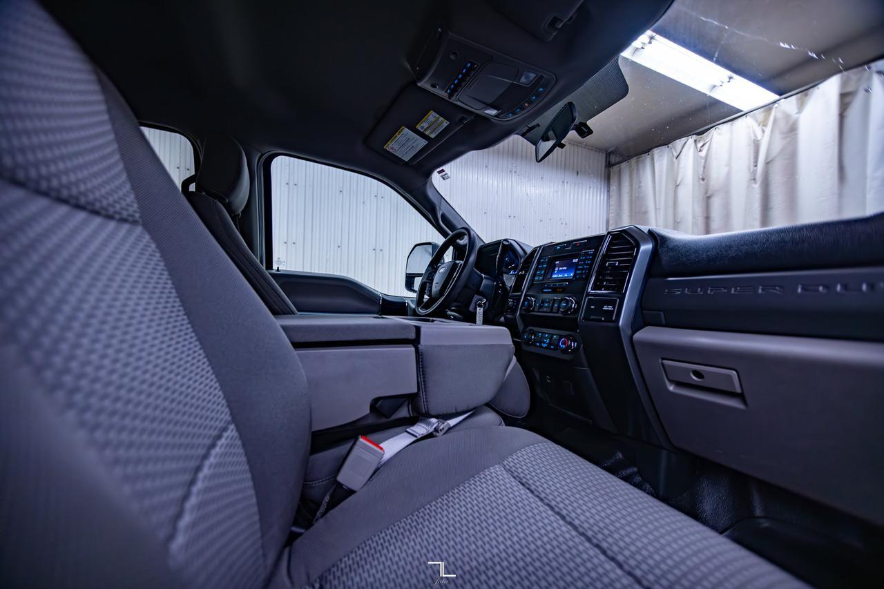 2019 Ford F-250 4x4 Crew Cab XLT BCam Red Deer AB
