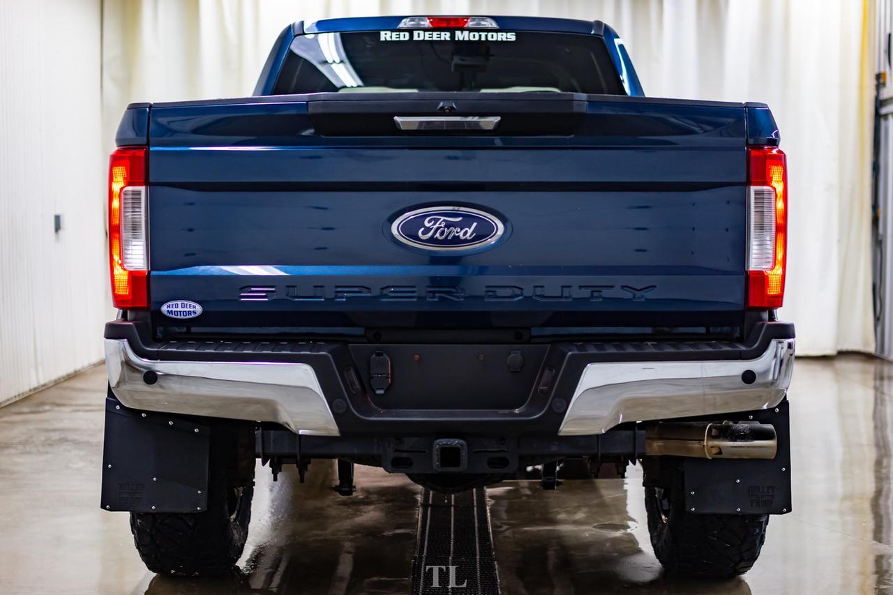 2019 Ford F-250 4x4 Crew Cab XLT Diesel Lift Nav BCam Red Deer AB