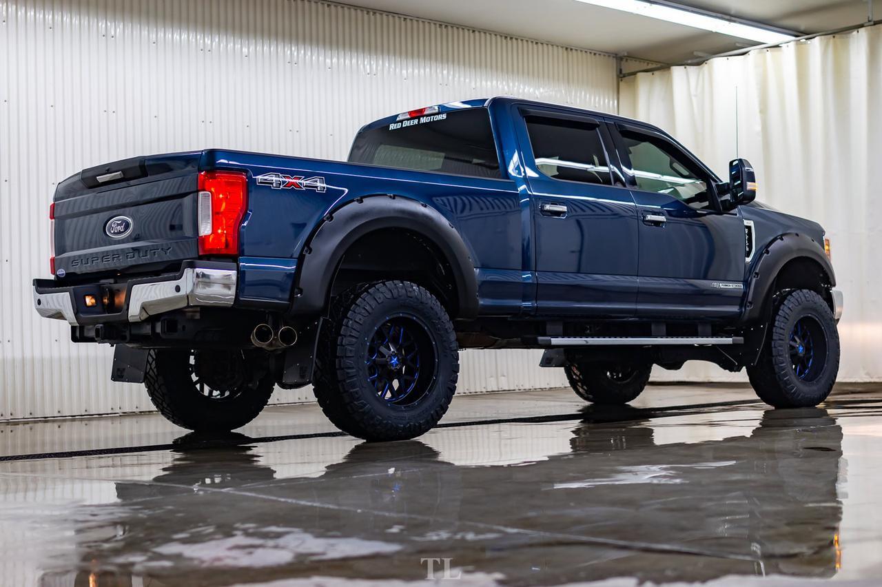 2019 Ford F-250 4x4 Crew Cab XLT Diesel Lift Nav BCam Red Deer AB