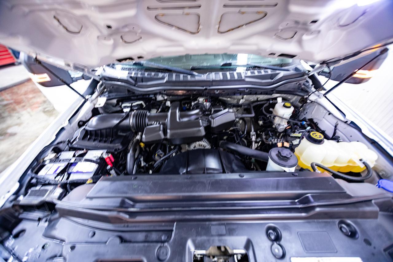 2019 Ford F-250 4x4 Crew Cab XLT FX4 BCam Red Deer AB