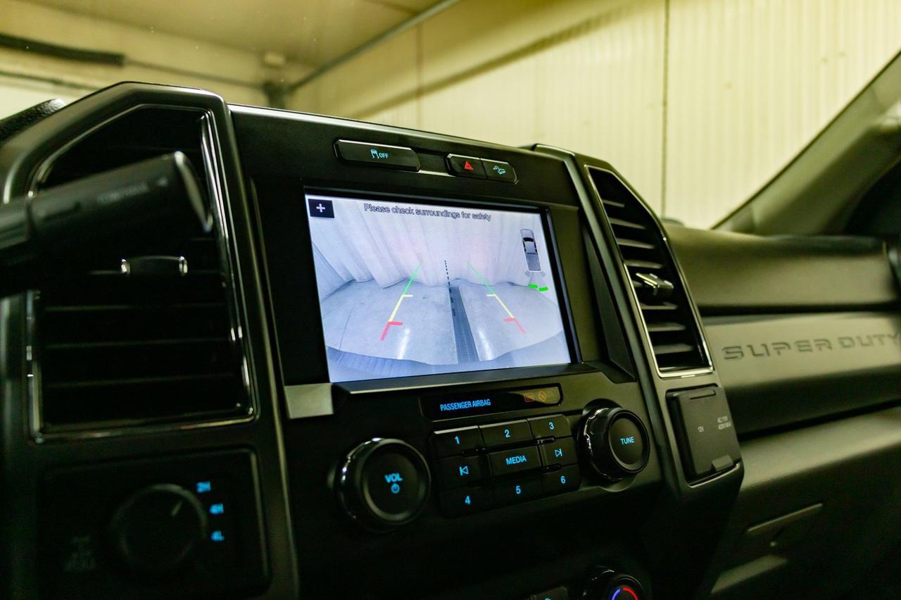 2019 Ford F-250 4x4 Crew Cab XLT FX4 BCam Red Deer AB