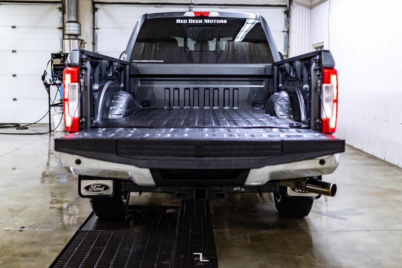 2019 Ford F-250 4x4 Crew Cab XLT FX4 Leather BCam Red Deer AB