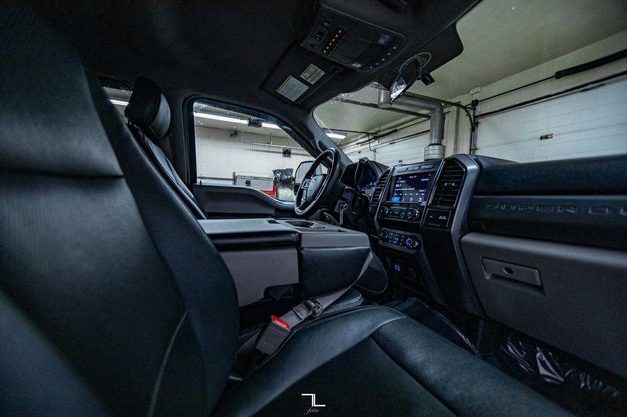 2019 Ford F-250 4x4 Crew Cab XLT FX4 Leather BCam Red Deer AB