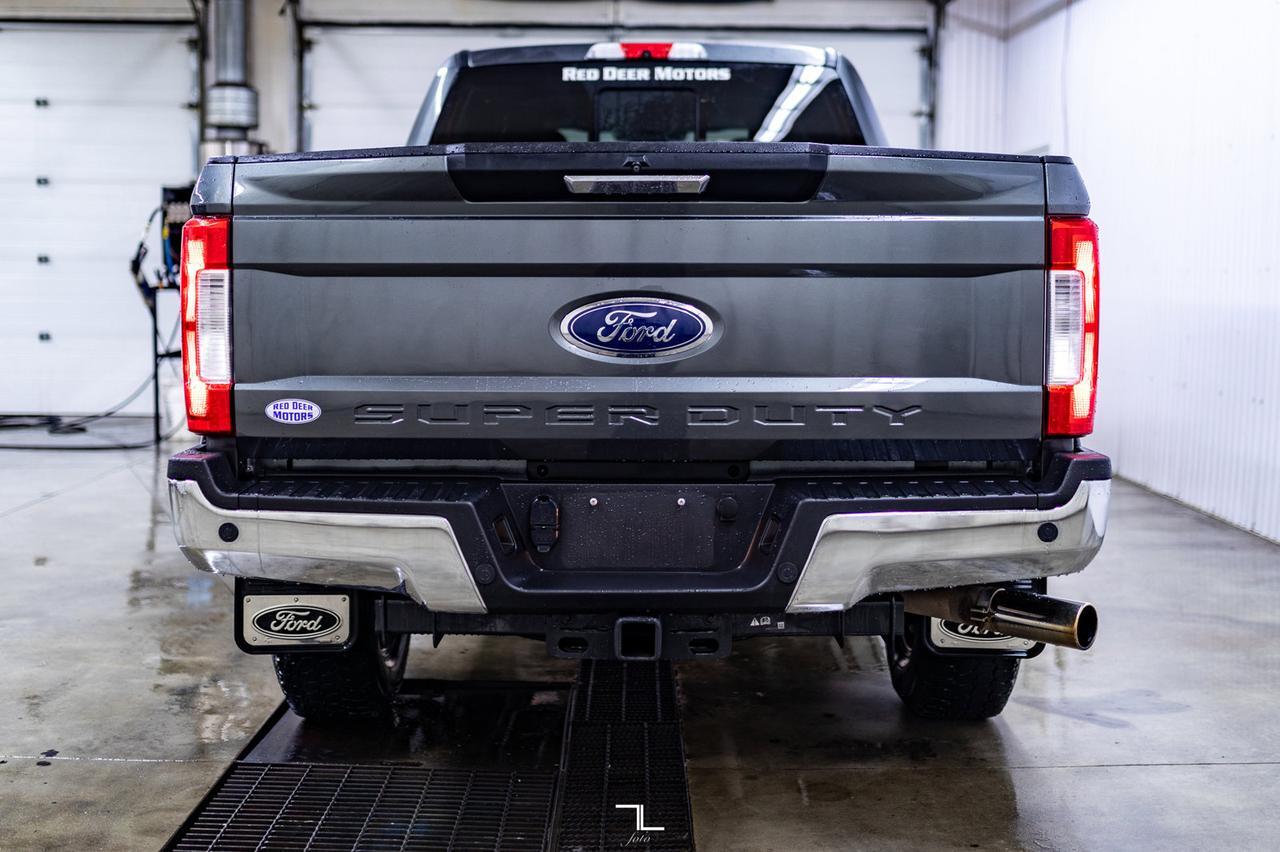 2019 Ford F-250 4x4 Crew Cab XLT FX4 Leather BCam Red Deer AB