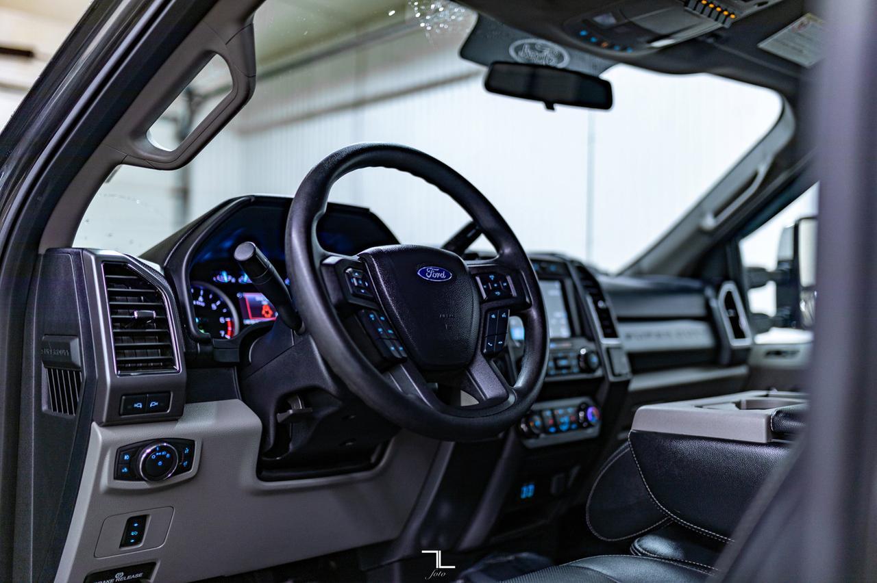 2019 Ford F-250 4x4 Crew Cab XLT FX4 Leather BCam Red Deer AB