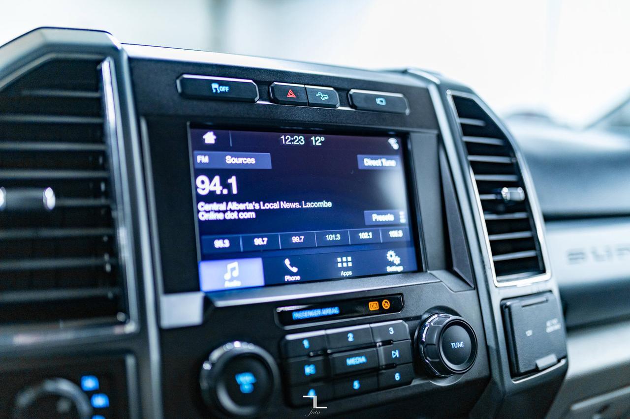 2019 Ford F-250 4x4 Crew Cab XLT FX4 Leather BCam Red Deer AB