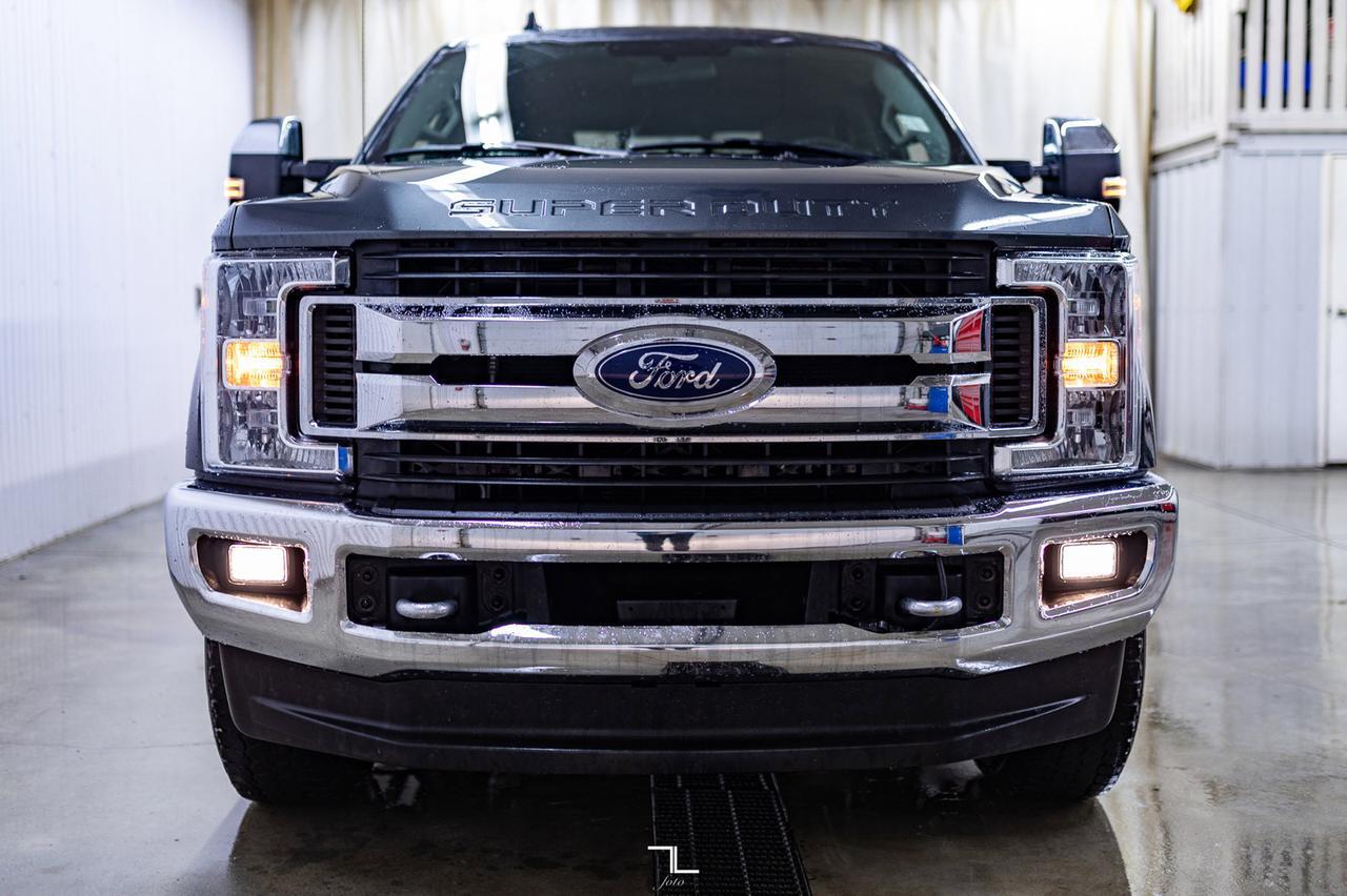 2019 Ford F-250 4x4 Crew Cab XLT FX4 Leather BCam Red Deer AB