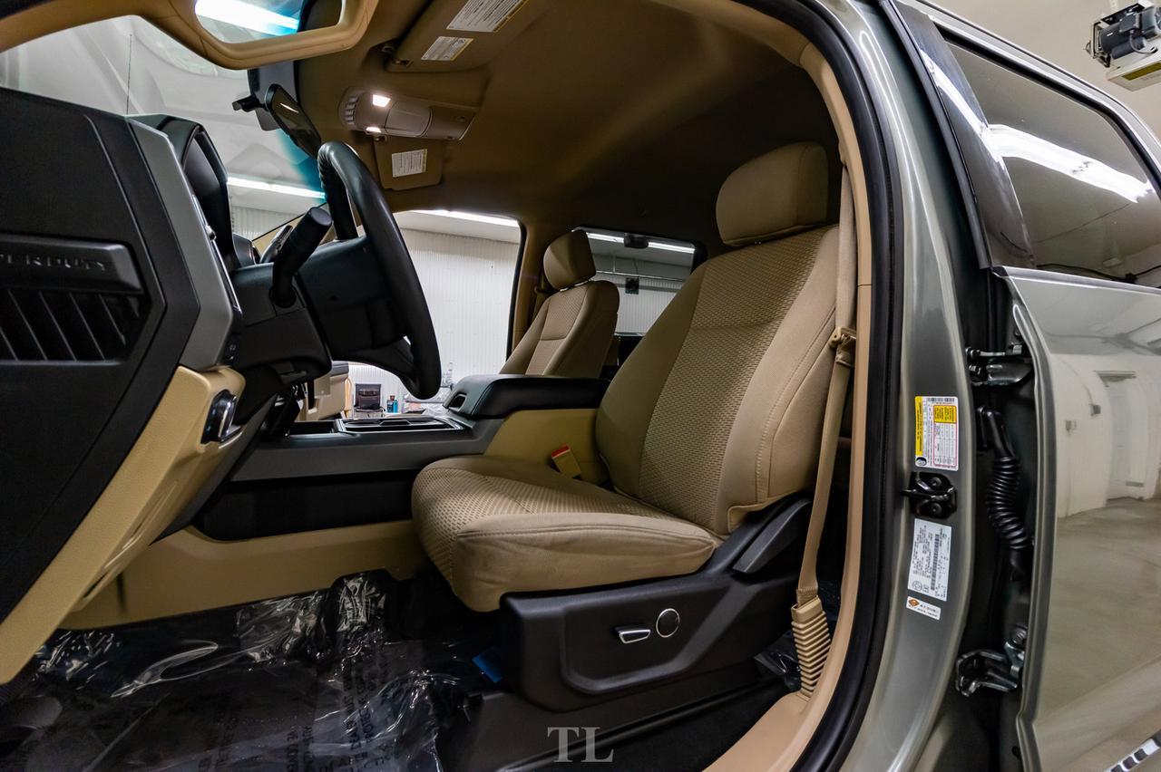 2019 Ford F-250 4x4 Crew Cab XLT FX4 Nav BCam Red Deer AB