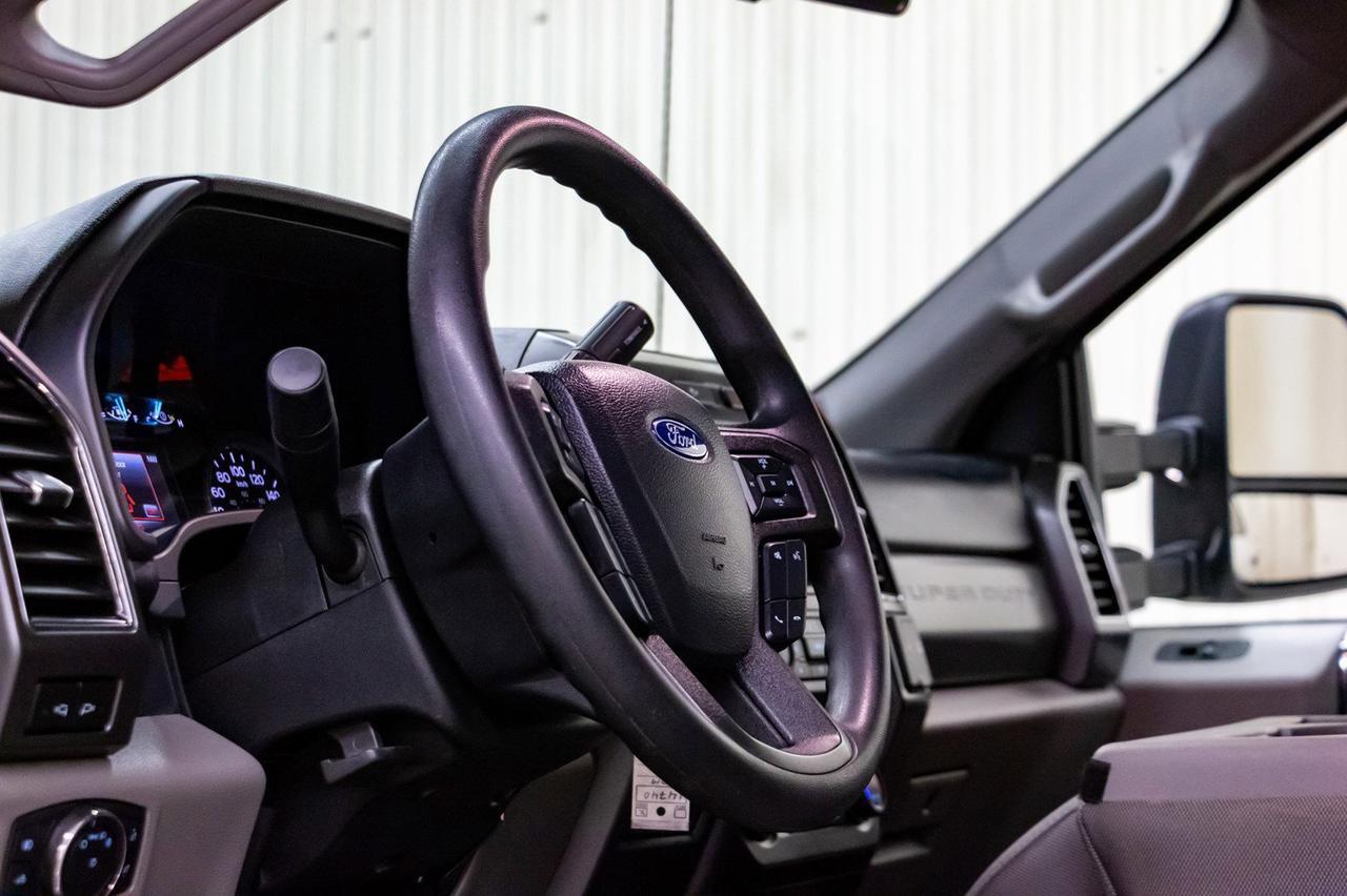 2019 Ford F-250 4x4 Crew Cab XLT FX4 Red Deer AB