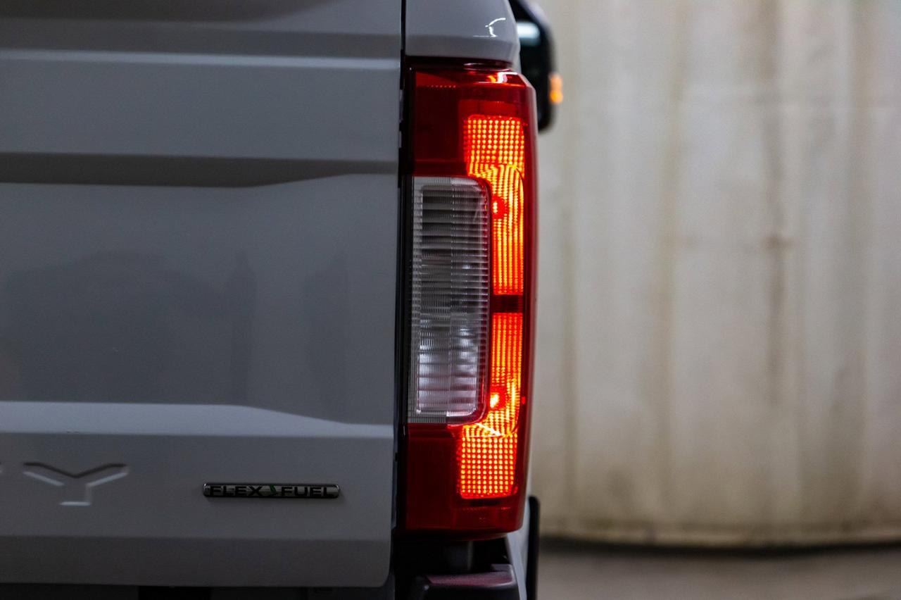 2019 Ford F-250 4x4 Crew Cab XLT Nav BCam Red Deer AB